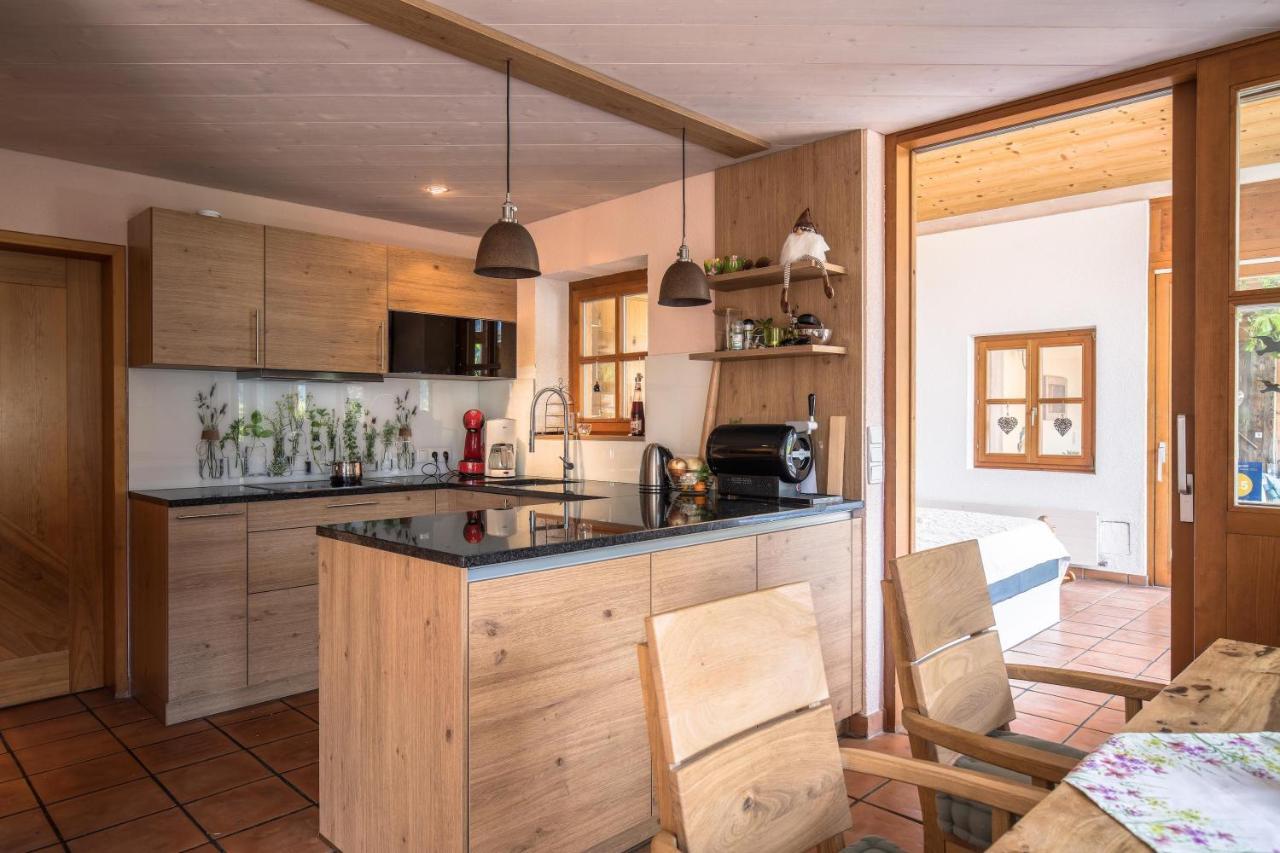Aparthaus Am Walde & Appartement Sonnenseite Bartholomäberg Eksteriør bilde