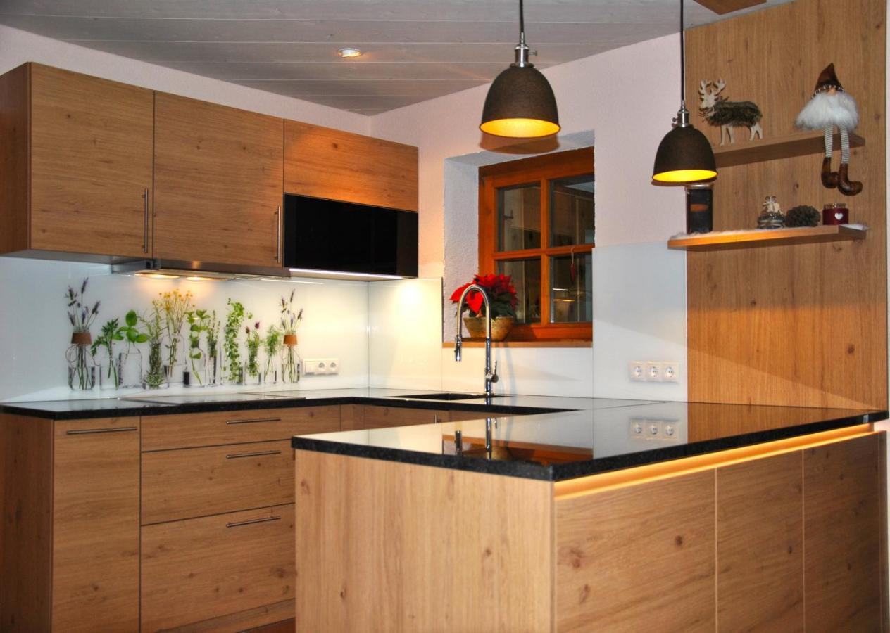 Aparthaus Am Walde & Appartement Sonnenseite Bartholomäberg Eksteriør bilde